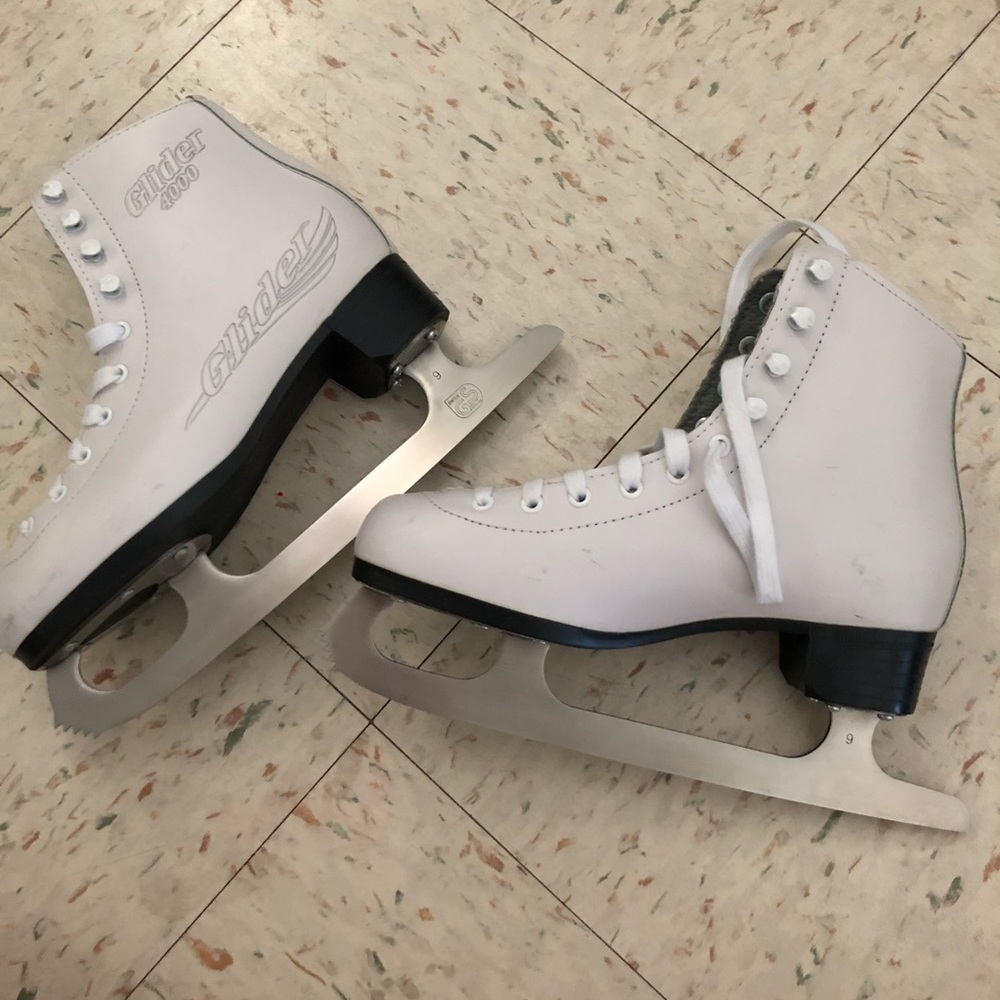 White figure skates